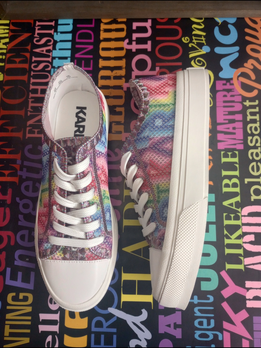 Kolorful & Iluminating KARL LAGERFELD Sneakers!.
